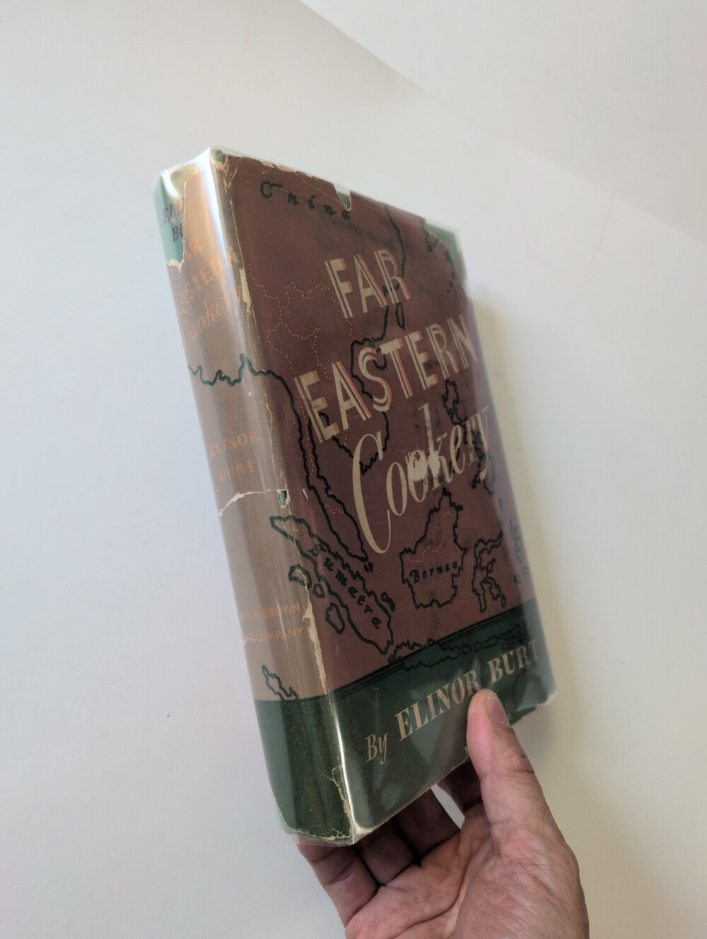 Far Eastern Cookery - Elinor Burt - 1952 vintage cookbook - Picture 2 of 16